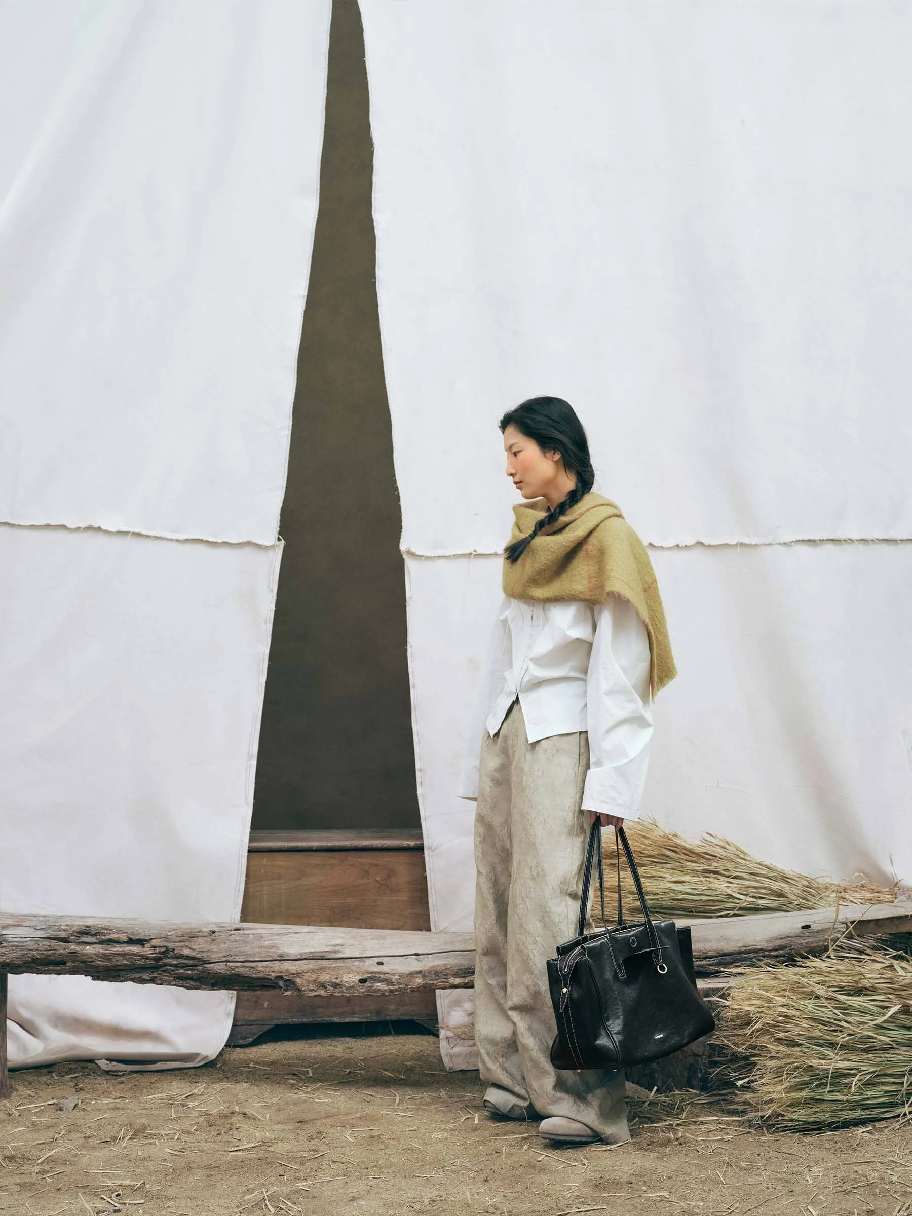 Medium Yore Duffle Bag sold by Songmont product image thumbnail 2