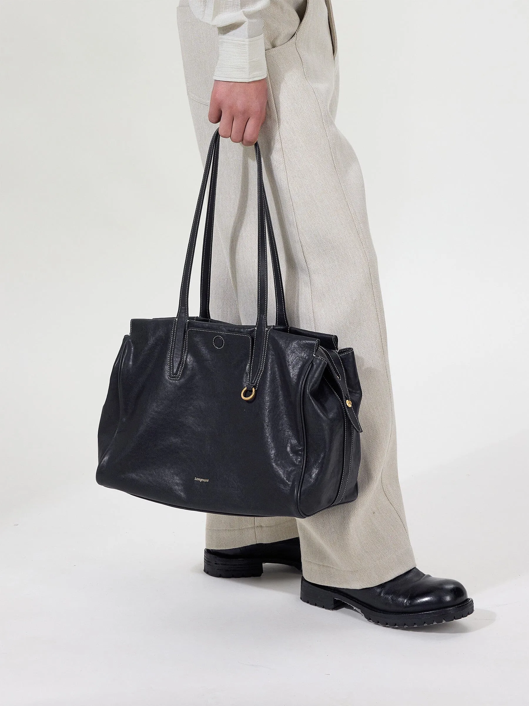 Medium Yore Duffle Bag sold by Songmont product image thumbnail 4
