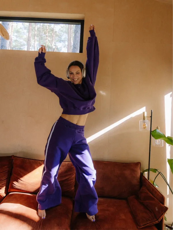 Spodnie z lampasem Comfort, Midnight Plum made by JOYINME