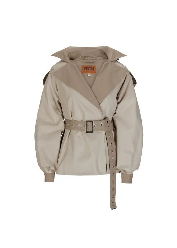 Duskregn Short Trench Coat - Sand sold by brgn