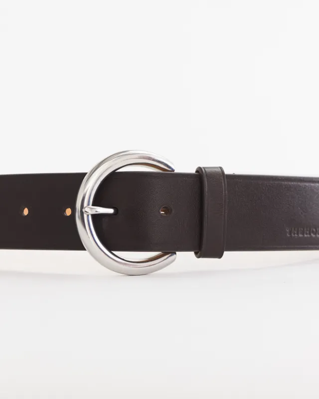 Classic Leather Belt: Coffee made by The Horse