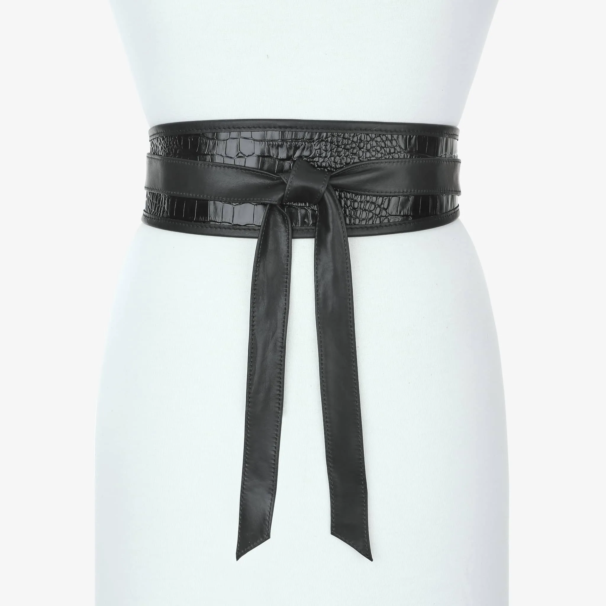 Suki Barcelona sold by Brave Leather product image thumbnail 3