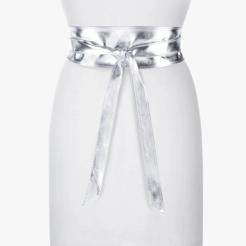 Mananas Metallic sold by Brave Leather