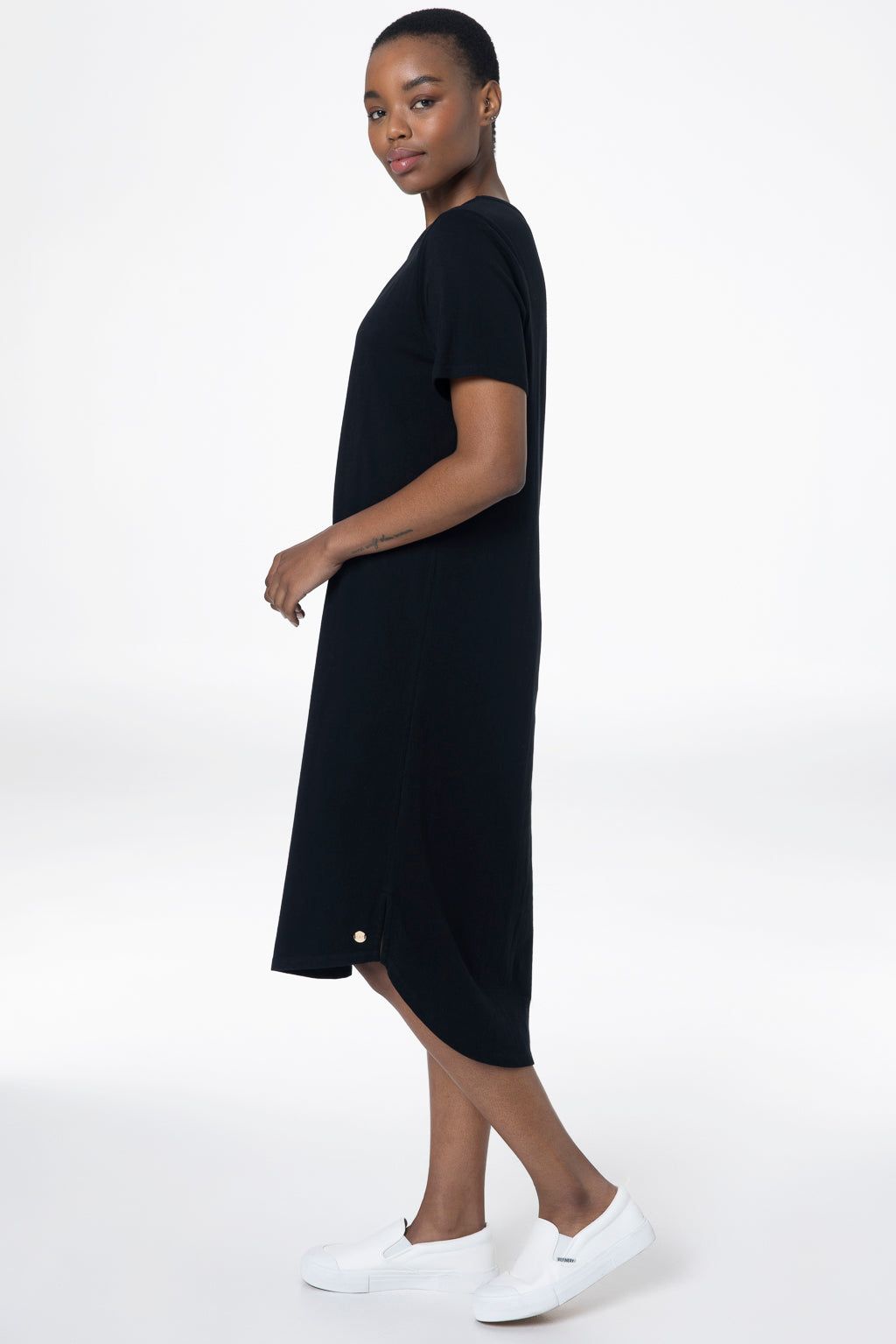 T-Shirt Dress _ 143277 _ Black sold by Refinery