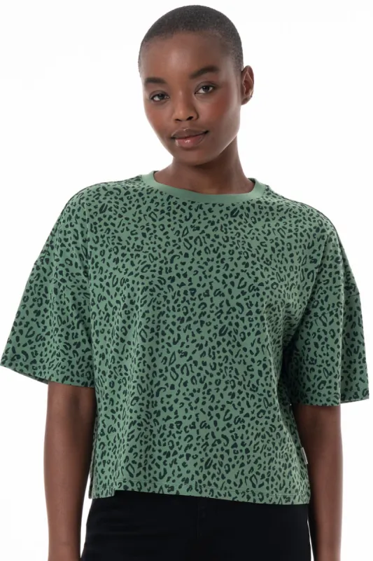 Boxy T-Shirt _ 145647 _ Green sold by Refinery