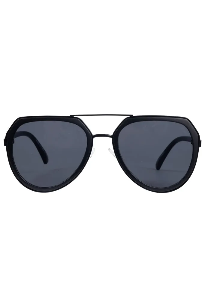 Aviator Style Sunglasses _ 150728 _ Black sold by Refinery