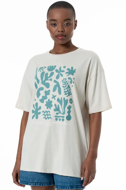 Oversized Statement T-Shirt _ 152266 _ Stone sold by Refinery