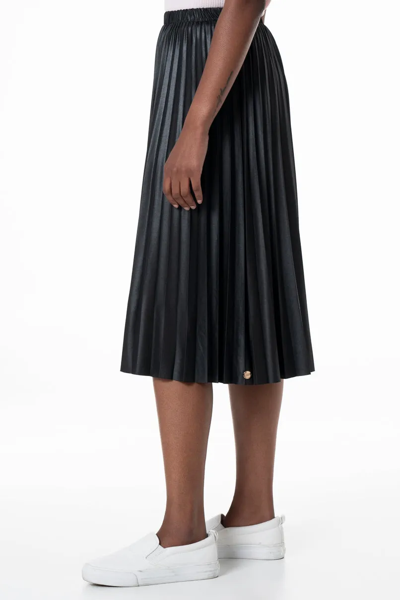 Pleated Skirt _ 145600 _ Black sold by Refinery product image thumbnail 2