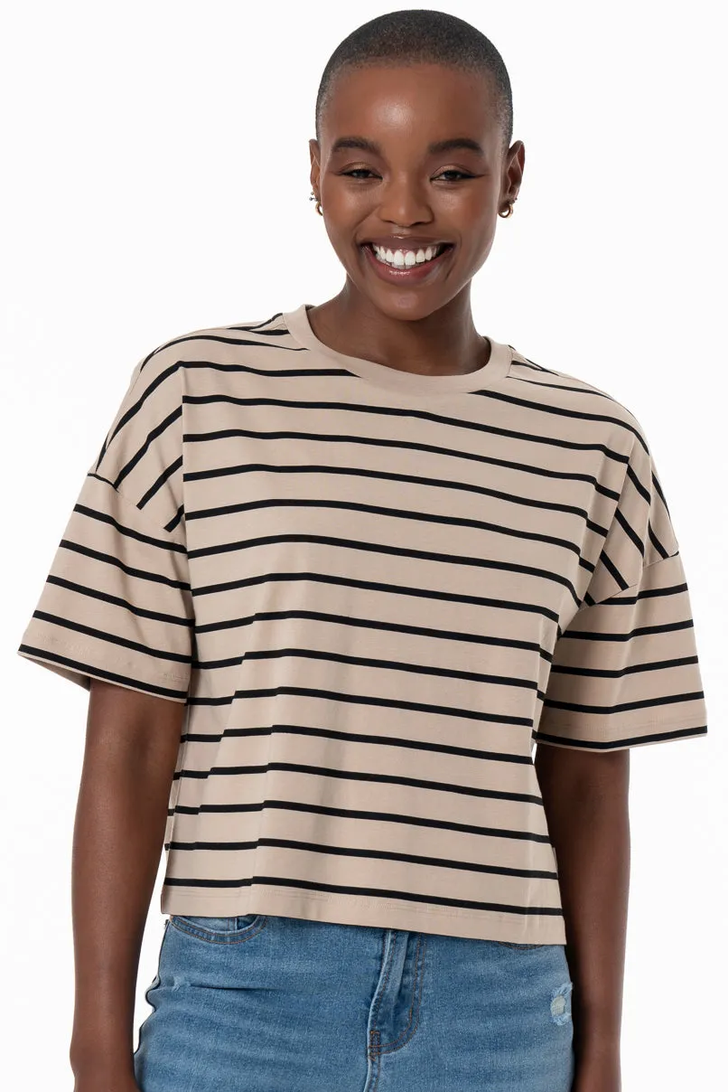 Boxy T-Shirt _ 154937 _ Stone sold by Refinery