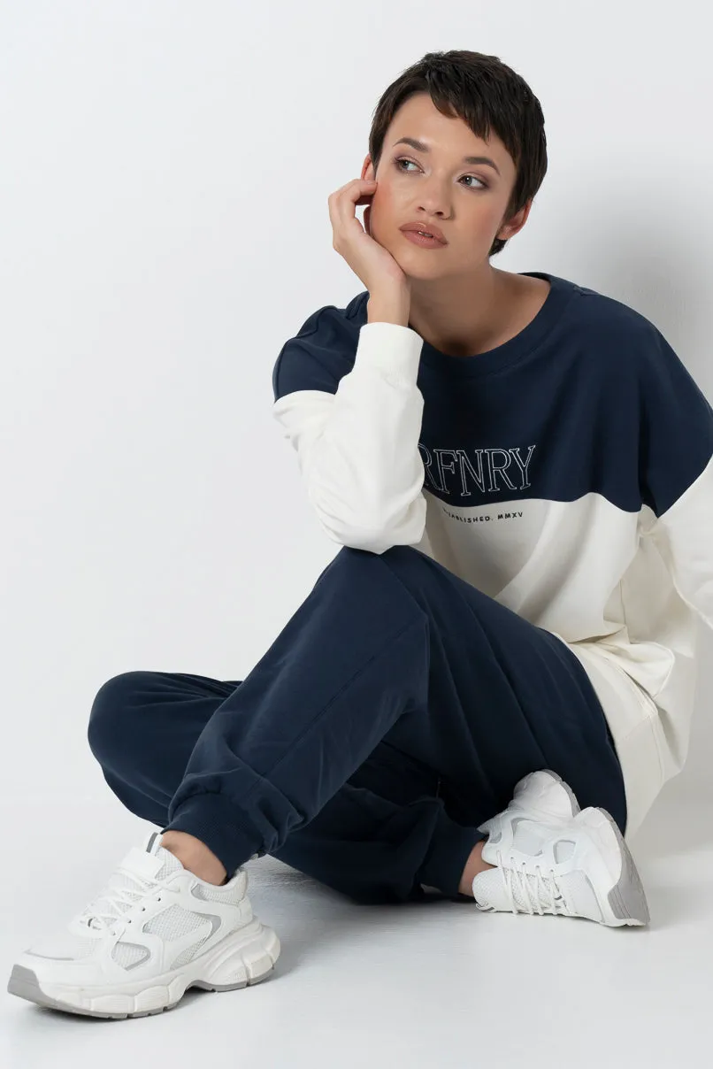 Colourblock Sweatshirt _ 157915 _ Milk sold by Refinery product image thumbnail 3