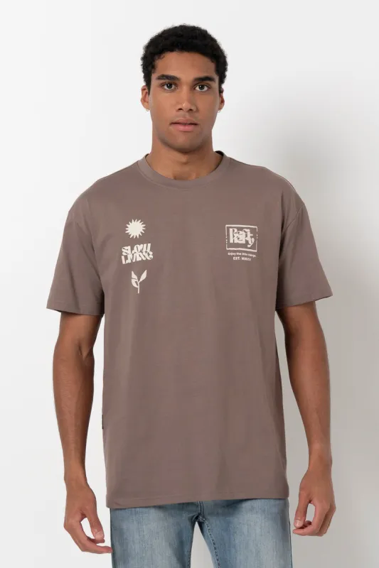 Graphic T-Shirt _ 157654 _ Brown sold by Refinery