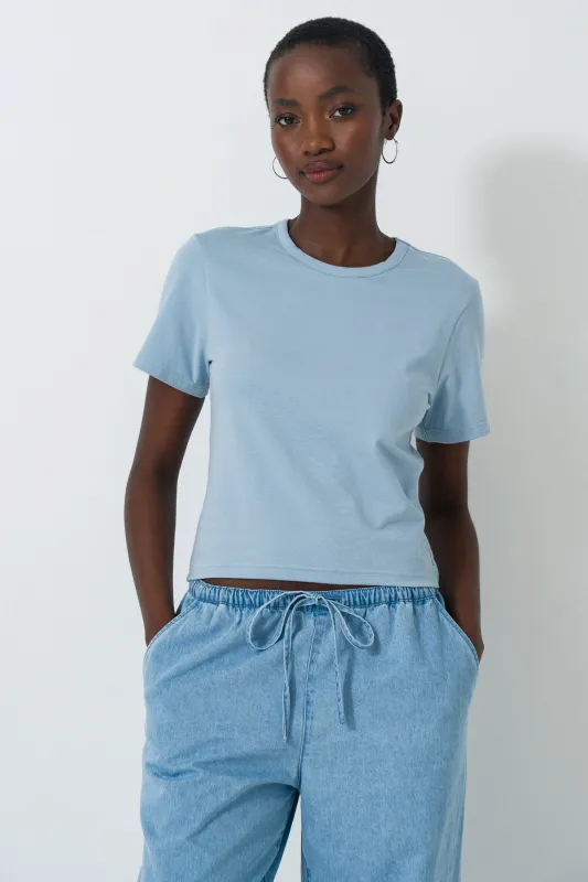 Fitted T-Shirt sold by Refinery