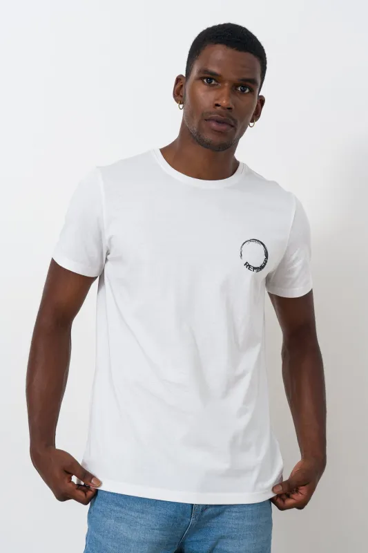 Graphic T-shirt sold by Refinery