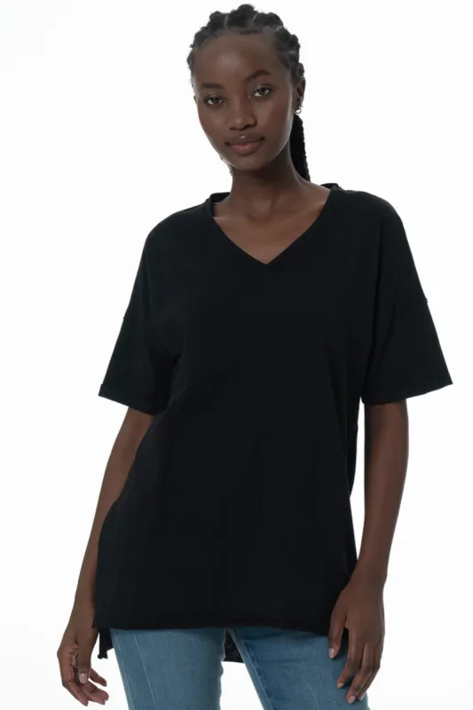 Longer Length T-Shirt _ 147095 _ Black sold by Refinery