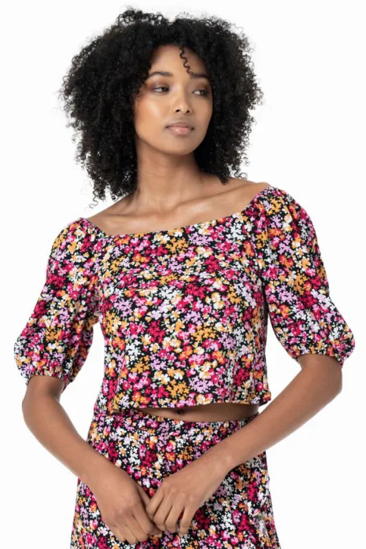Puff-Sleeve Top _ 132625 _ Pink sold by Refinery