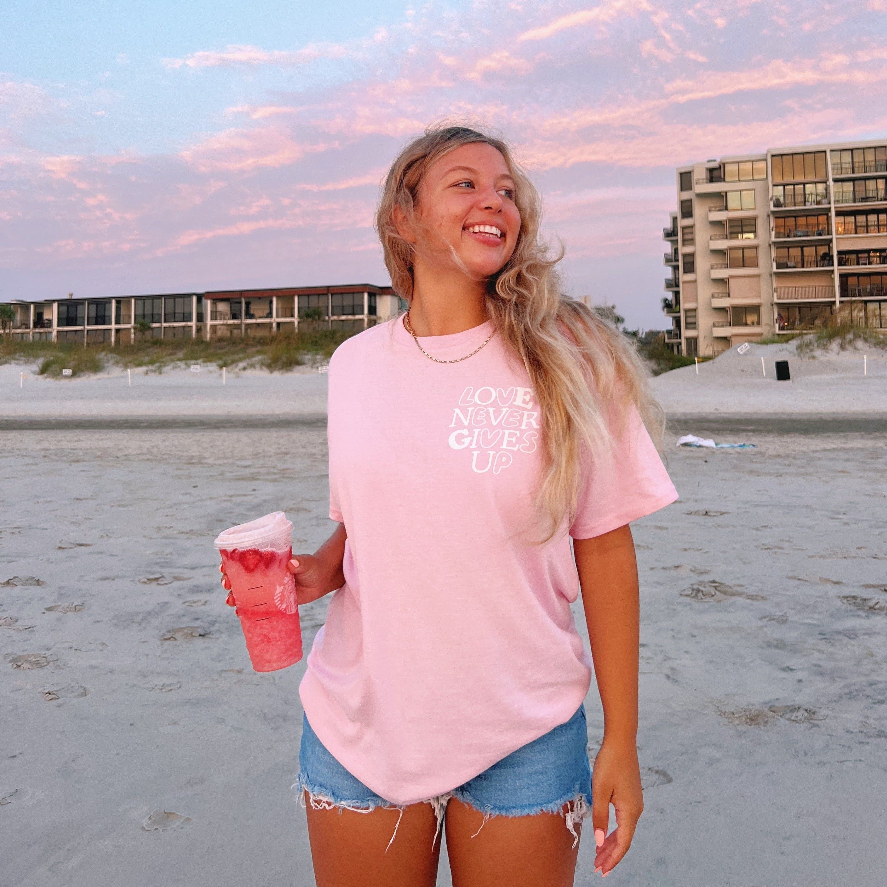 NEW! | "LOVE NEVER GIVES UP" BUBBLE TEE | PINK sold by He Would Love First product image thumbnail 4