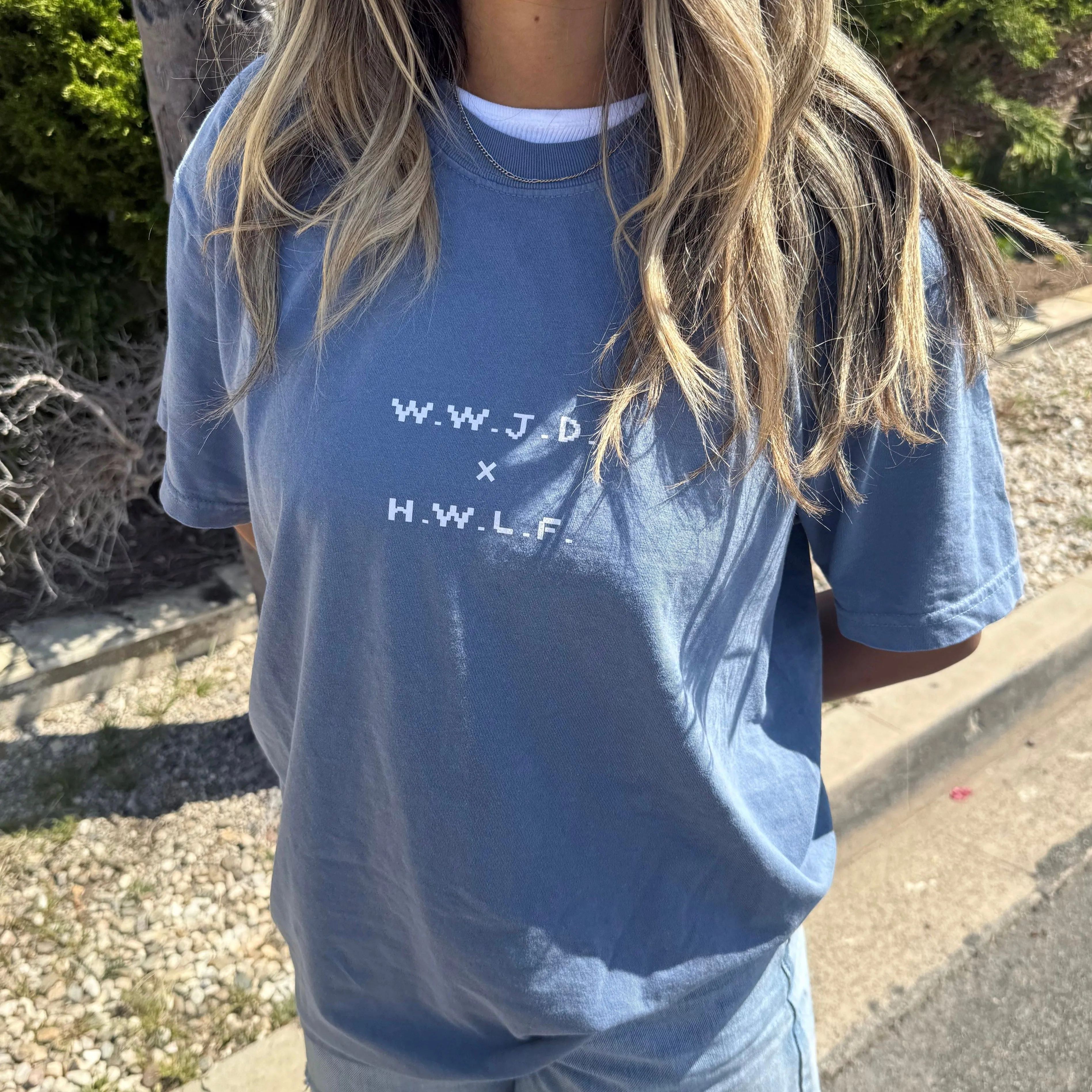 NEW! | "WWJD X RETRO" PREMIUM COMFORT COLOR TEE | BLUE JEAN sold by He Would Love First product image thumbnail 4