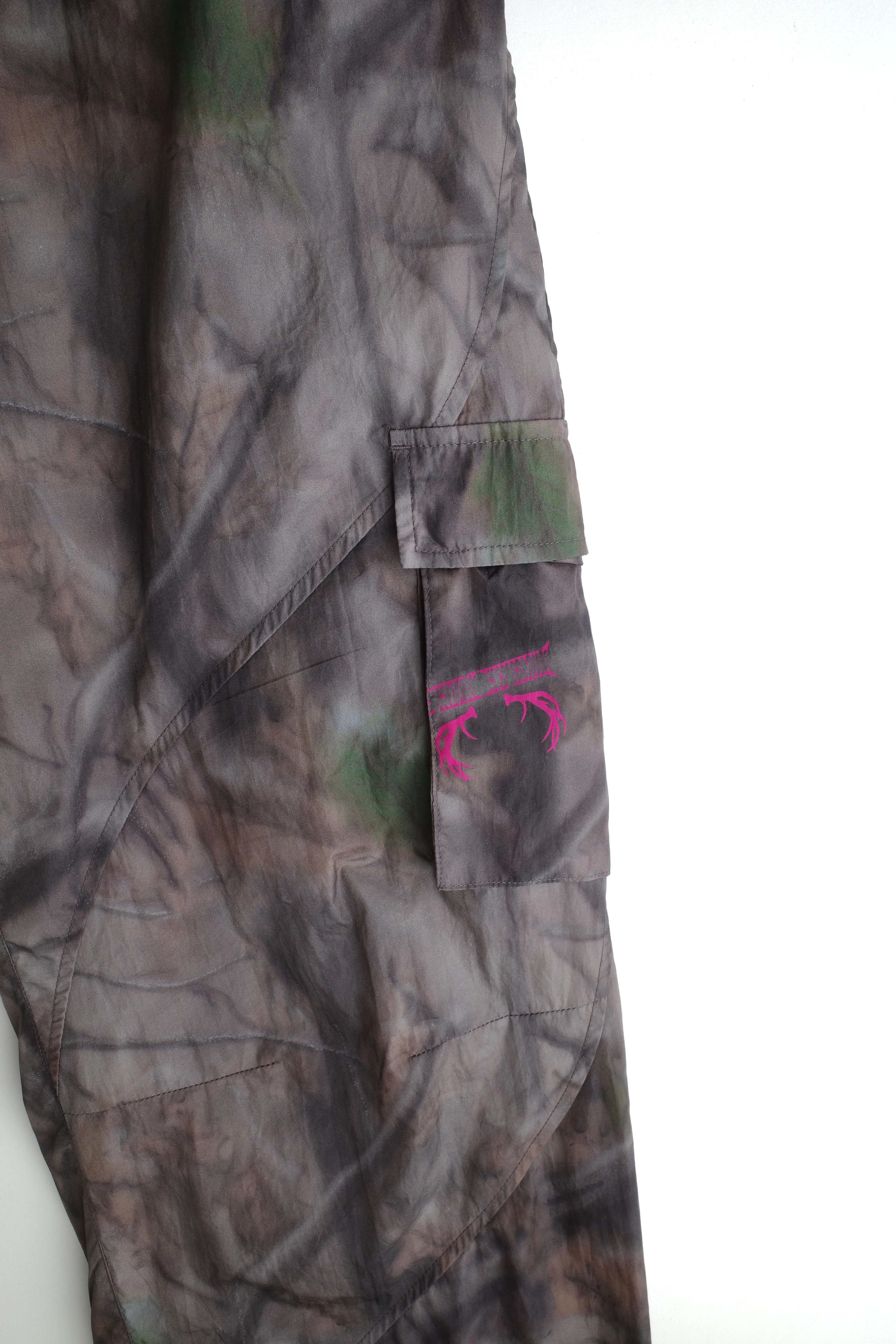 Airbrushed Tree Camo Cargo Pant sold by Junglesjungles product image thumbnail 4