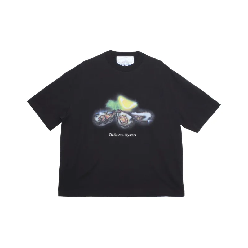 Delicious Oysters Tee made by Junglesjungles