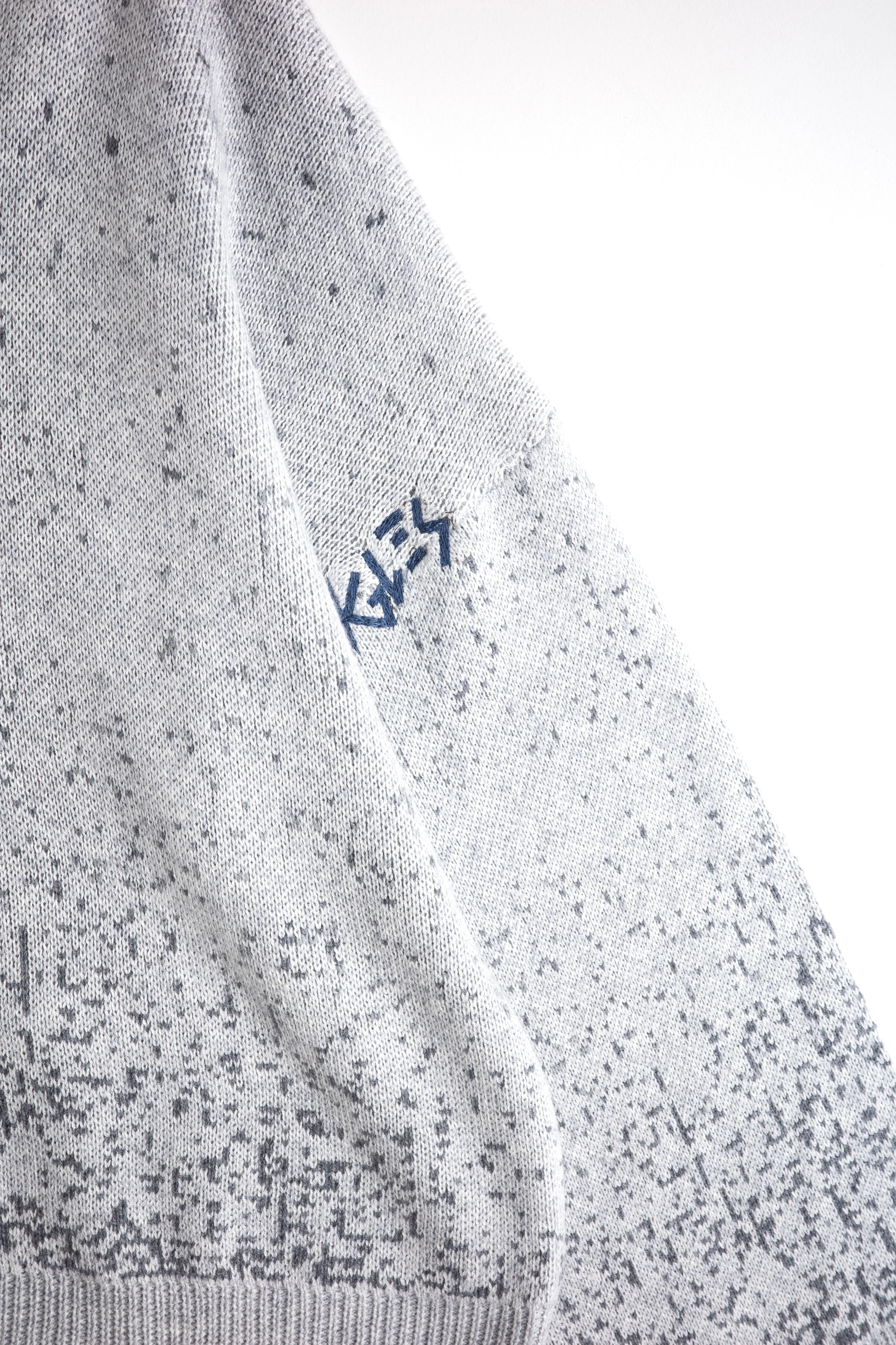 SPECKLE V-NECK SWEATER GREY sold by Junglesjungles product image thumbnail 4