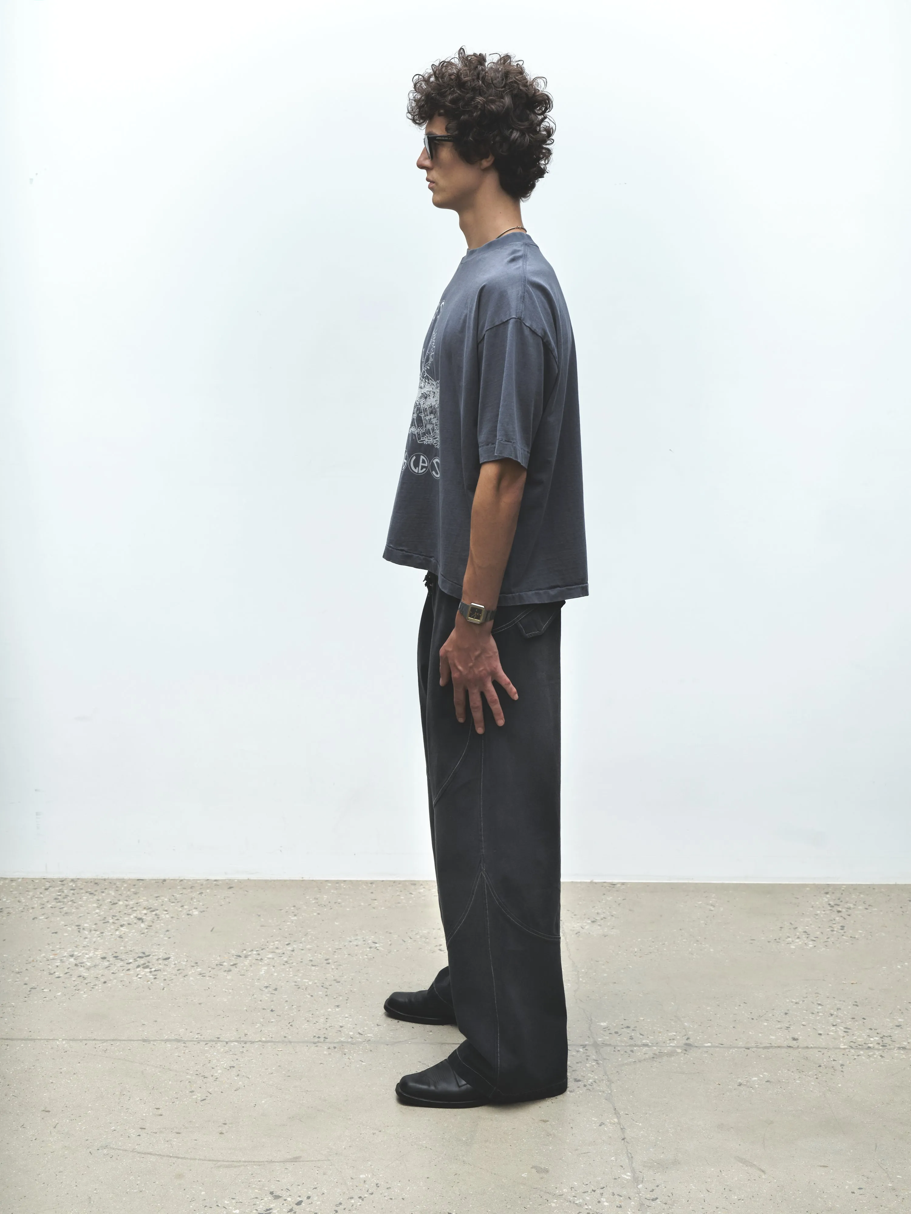 FIELD OF DAISIES TEE sold by Junglesjungles product image thumbnail 5