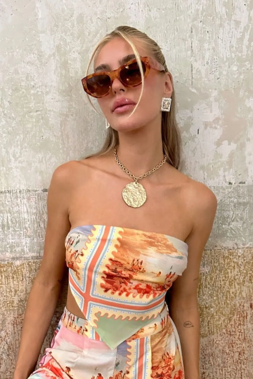 Rivers Gold Textured Pendant Necklace sold by 12th Tribe product image thumbnail 3