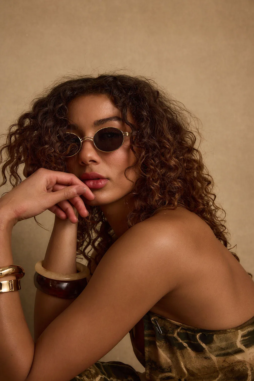 Bianca Black Circle Sunglasses sold by 12th Tribe product image thumbnail 4