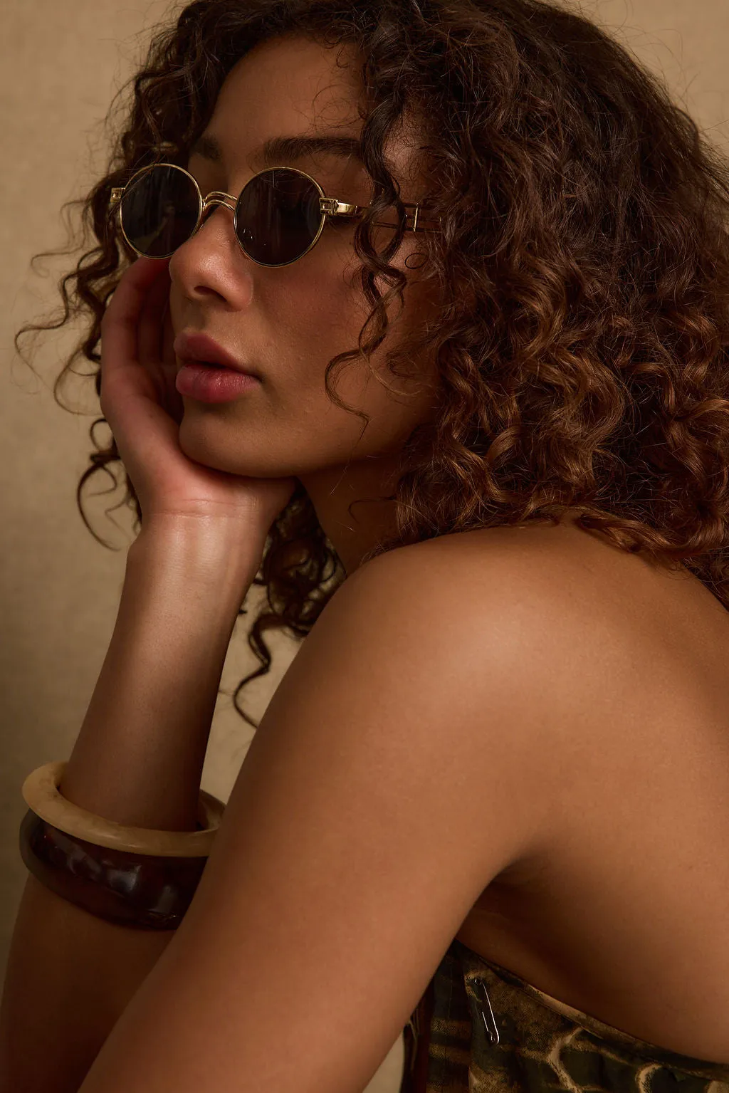 Bianca Black Circle Sunglasses sold by 12th Tribe product image thumbnail 5