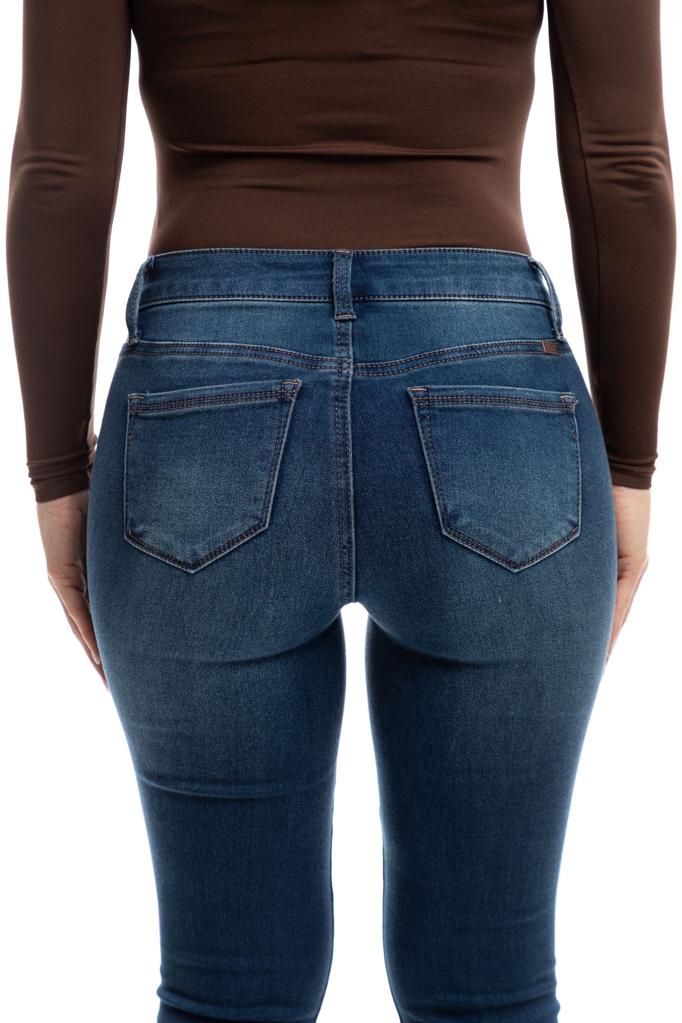 Petite Butter Skinny In Wynter Ziggy sold by 1822 Denim product image thumbnail 5