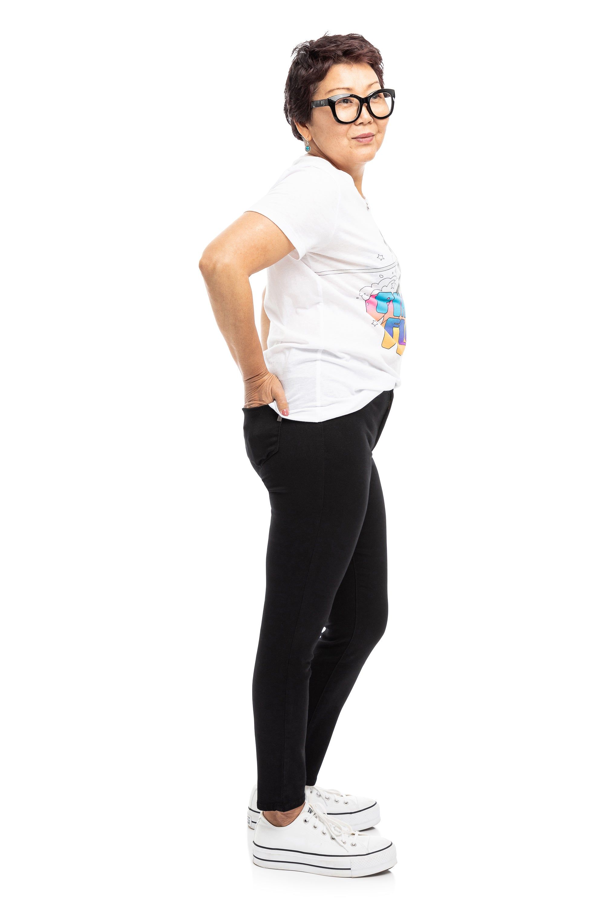 Curvy Butter Ankle Skinny in Black sold by 1822 Denim product image thumbnail 2