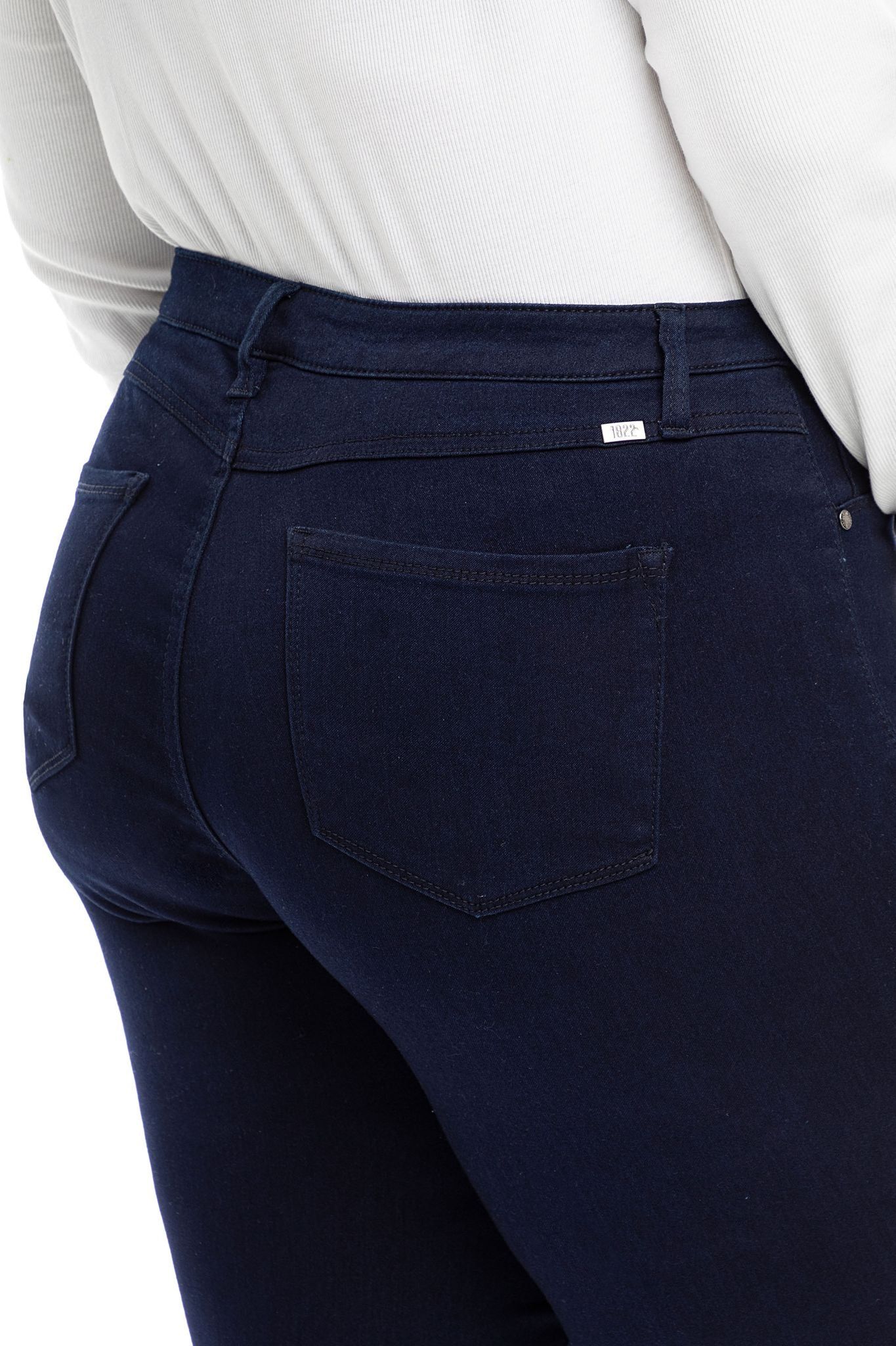 Plus 30" High-Rise Butter Ankle Skinny In Wynter Rinse sold by 1822 Denim product image thumbnail 5