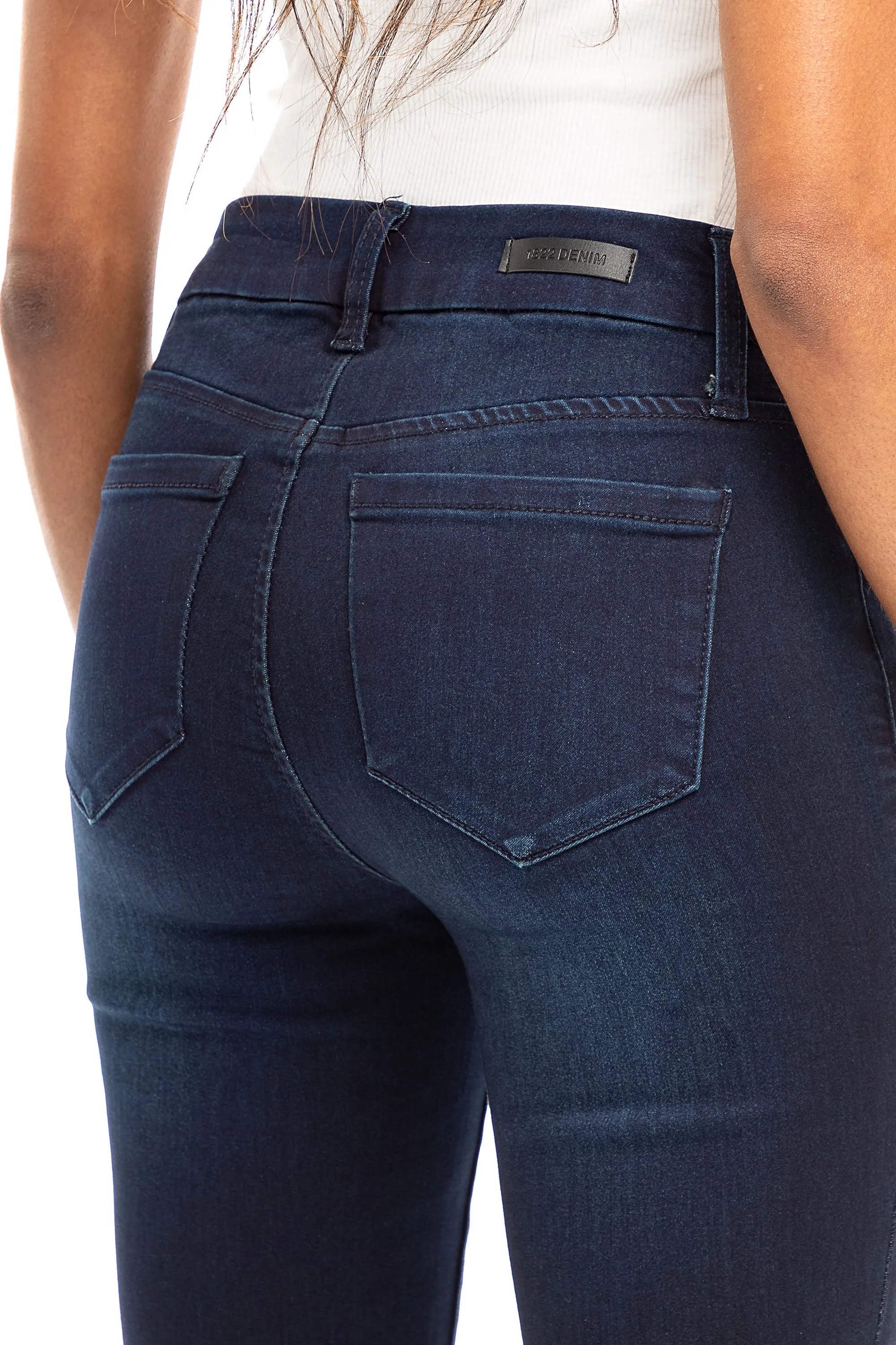 Madison Better Butter Ankle Skinny in Yanique sold by 1822 Denim product image thumbnail 5