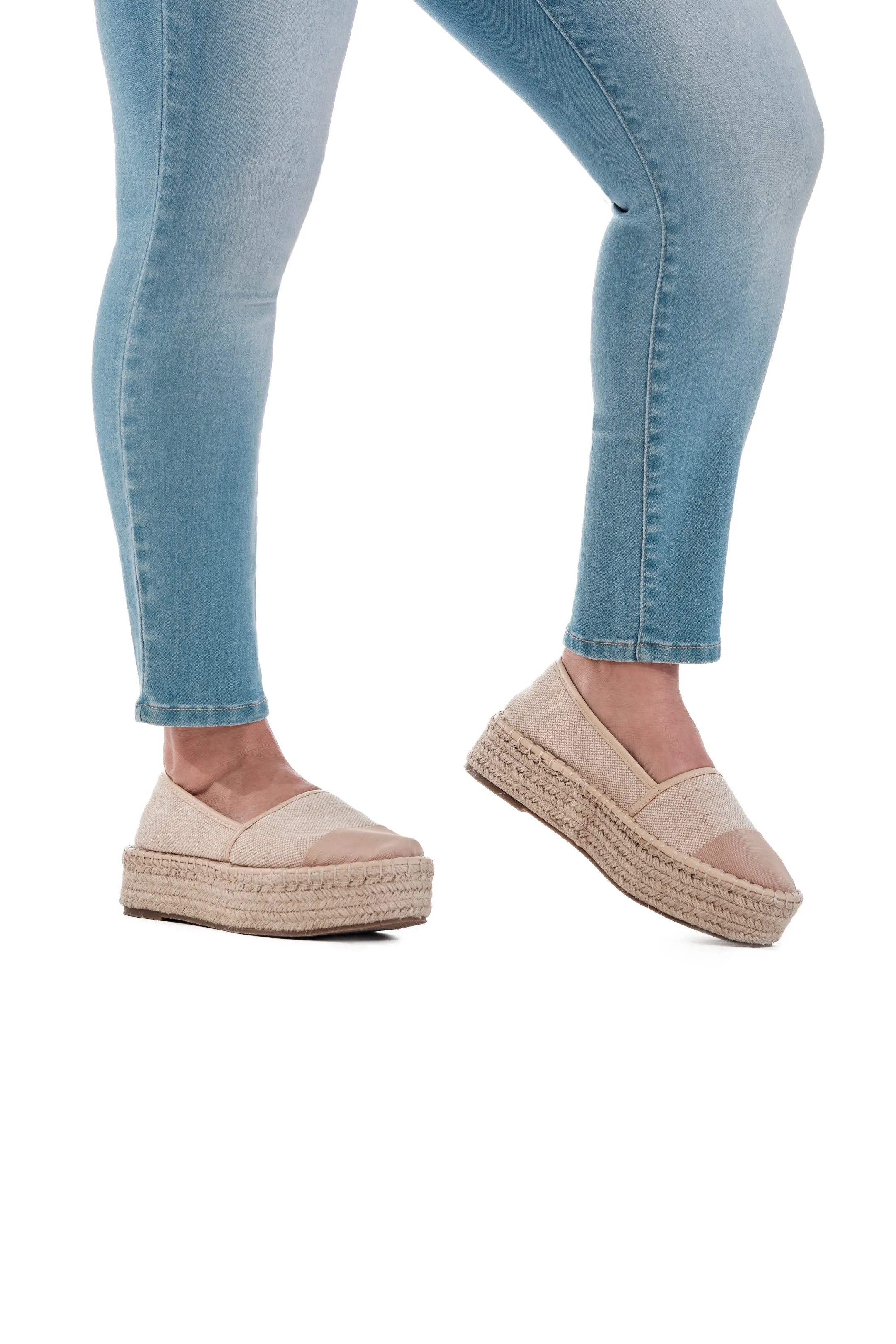 Curvy Butter Ankle Skinny In Wynter Mojave sold by 1822 Denim product image thumbnail 5