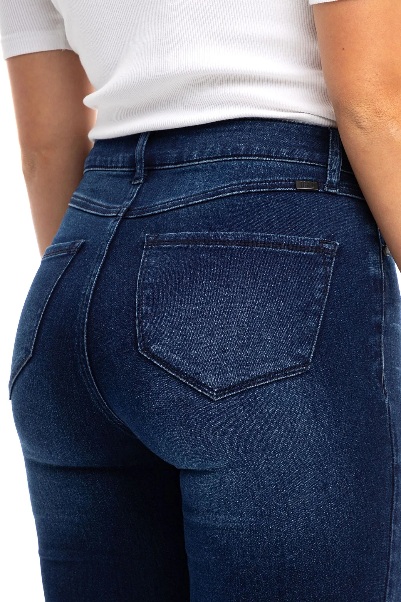 Butter Mid-Rise Skinny In Valid sold by 1822 Denim product image thumbnail 4