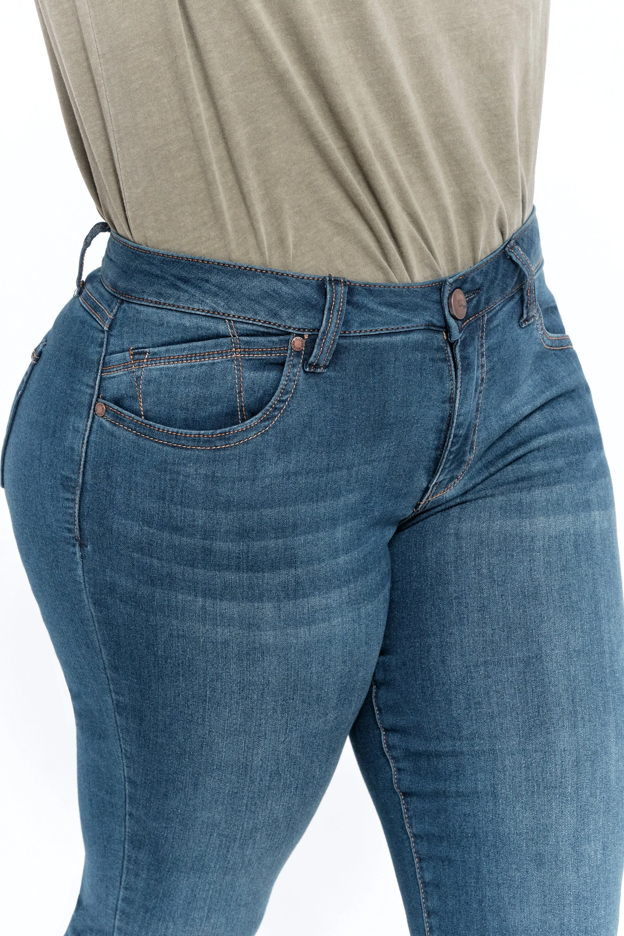 Curvy Silk Denim Ankle Skinny In Helena sold by 1822 Denim product image thumbnail 4