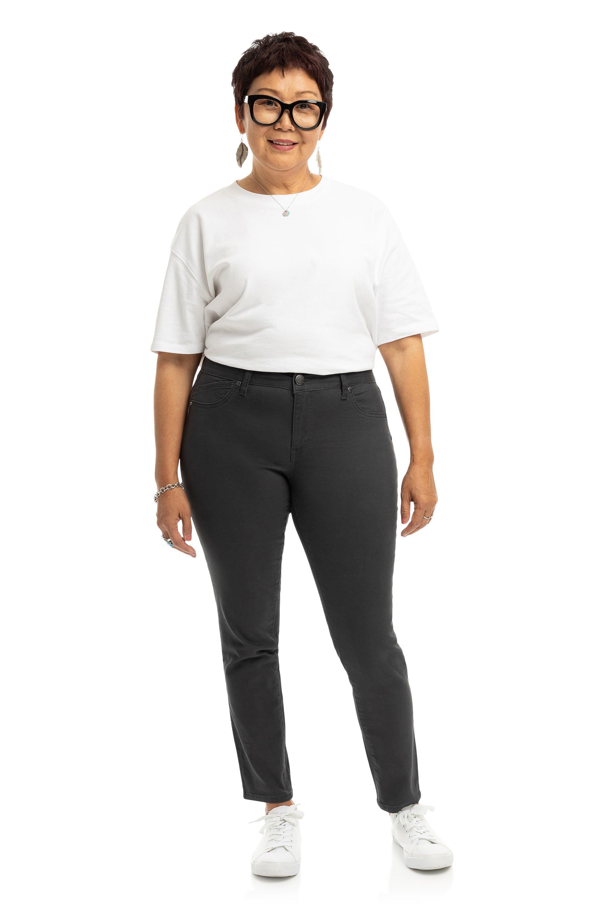 Curvy 28” Mid-Rise Twill Ankle Skinny in Magnet sold by 1822 Denim product image thumbnail 4