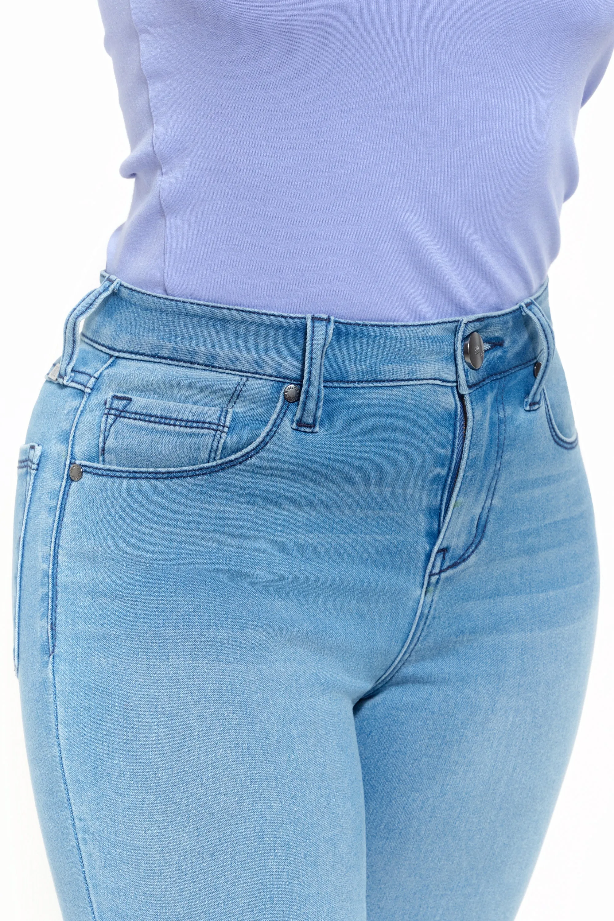 Petite Ava Butter Skinny in Tori sold by 1822 Denim product image thumbnail 4