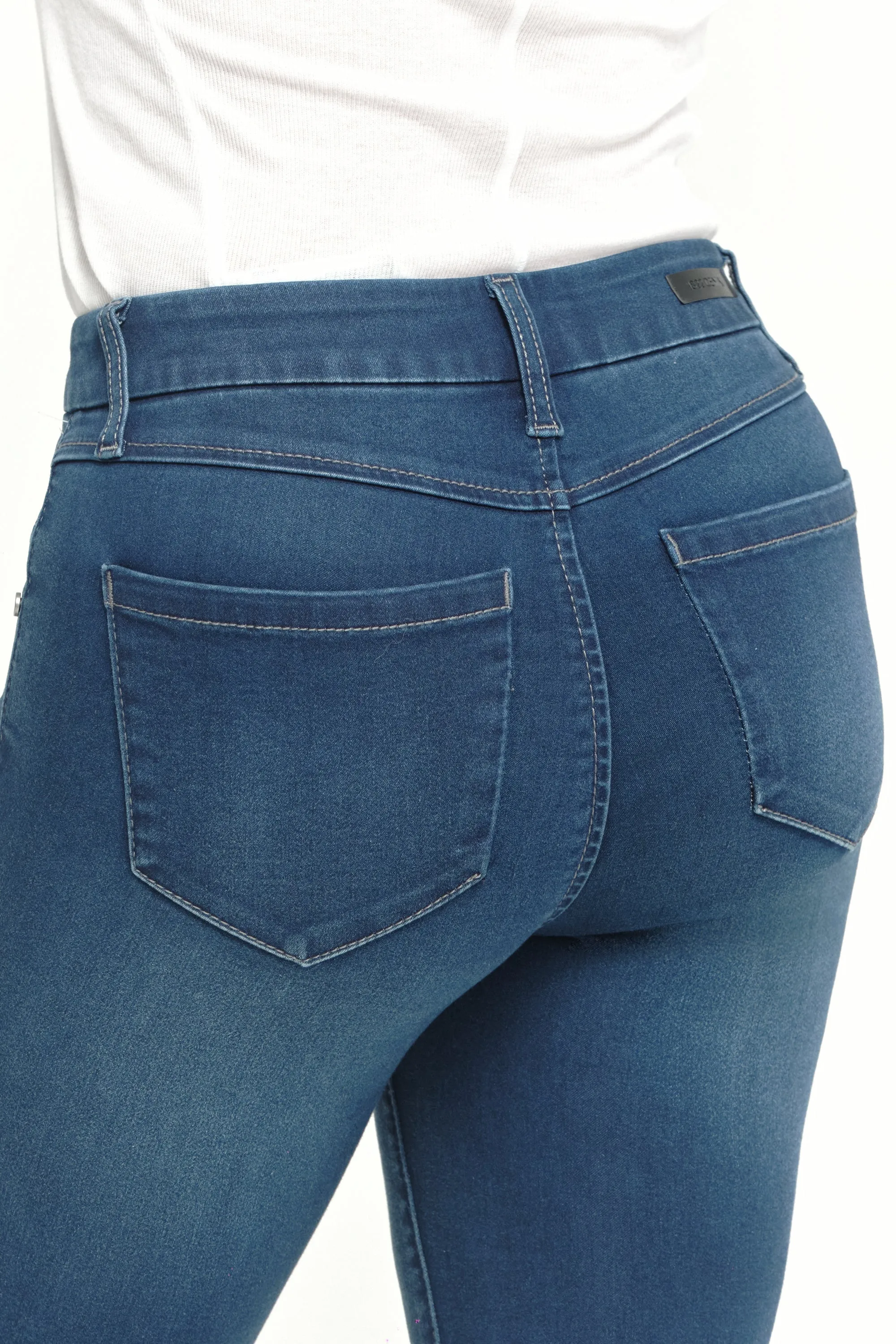 Madison Better Butter Skinny in Lena sold by 1822 Denim product image thumbnail 5