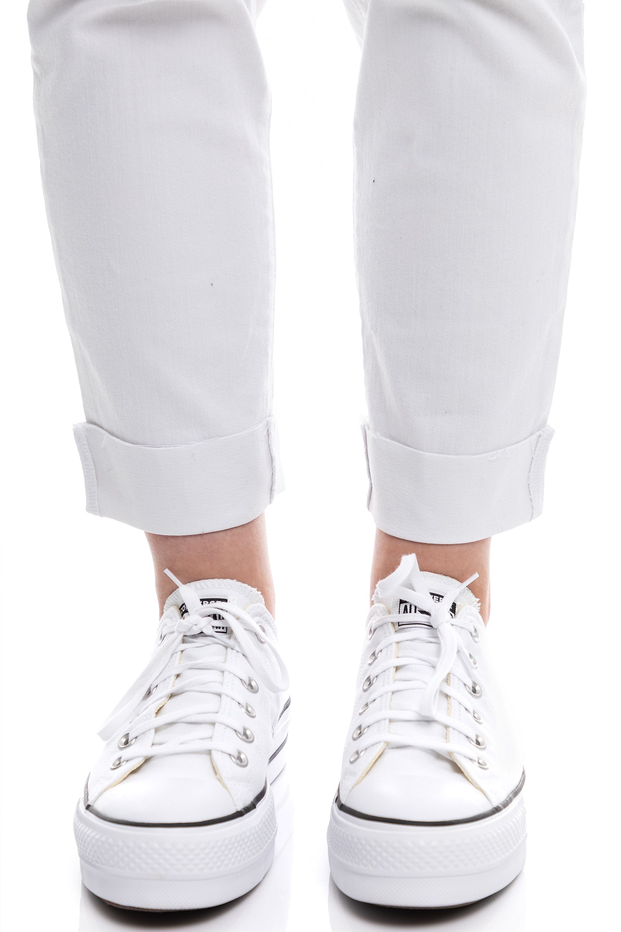 Classic 27" Mid-Rise Cuffed Slim Girlfriend In Giselle sold by 1822 Denim product image thumbnail 9