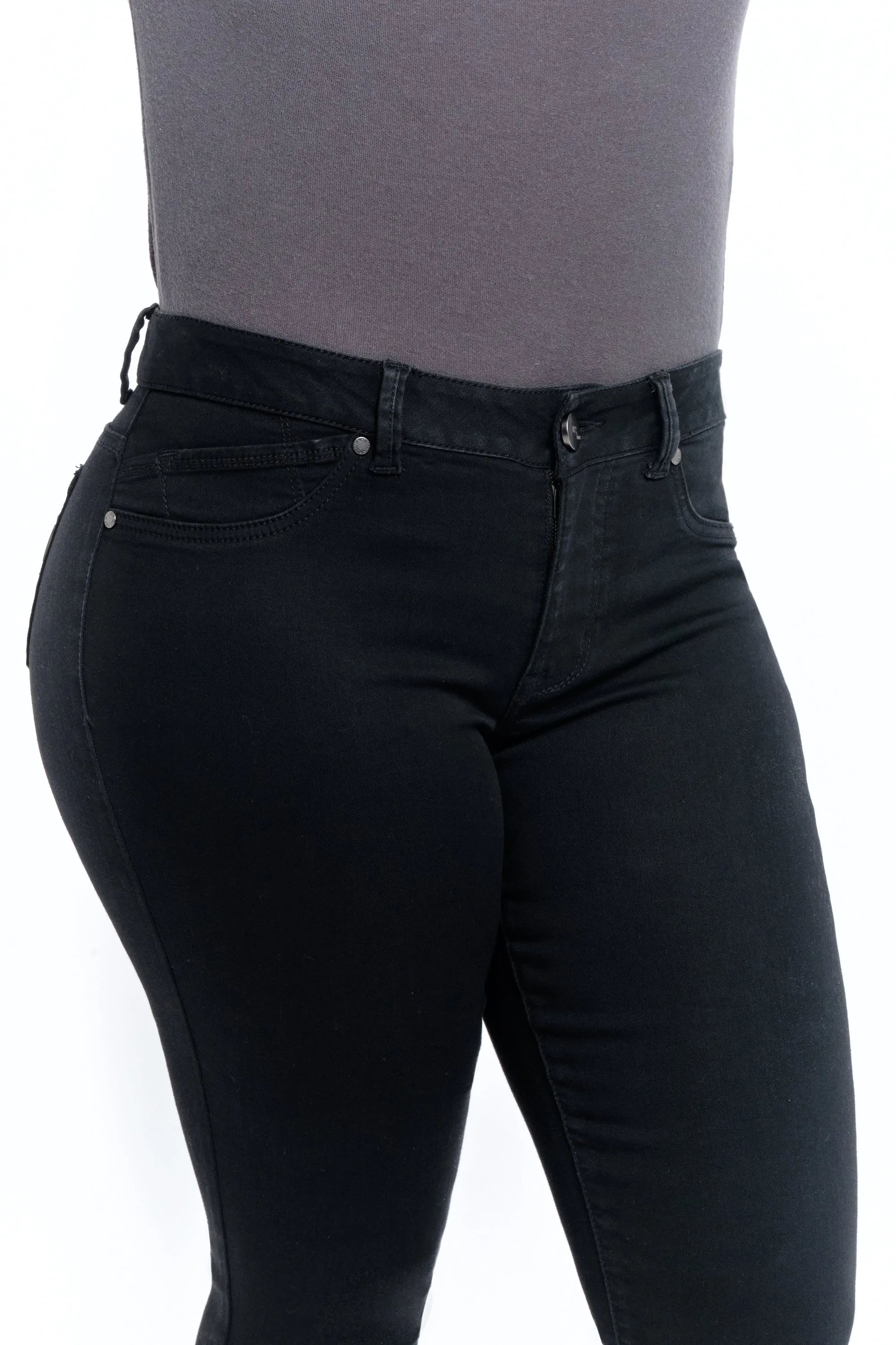 Curvy Contour Ankle Skinny In Black sold by 1822 Denim product image thumbnail 4