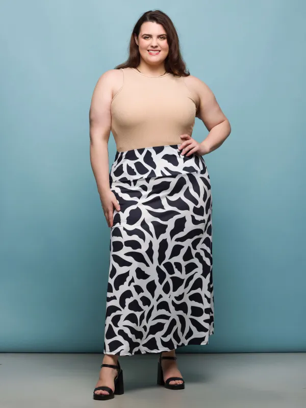 24seven Comfort Apparel Plus Size Black and White Print Elastic Waist A Line Maxi Skirt sold by 24/7 Comfort Apparel
