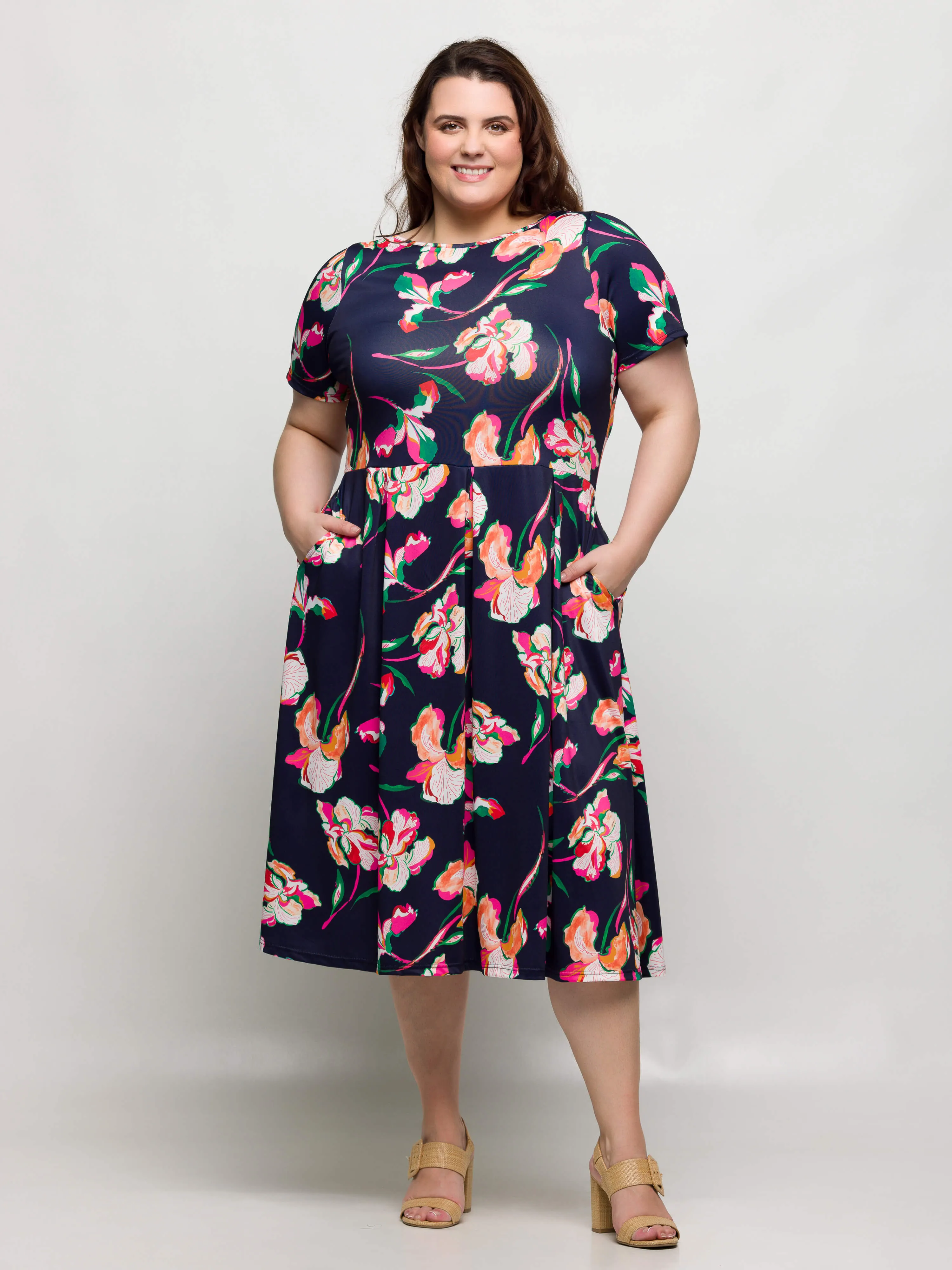 24seven Comfort Apparel Plus Size Navy Floral Short Sleeve Pleated Flare Midi Pocket Dress sold by 24/7 Comfort Apparel product image thumbnail 5