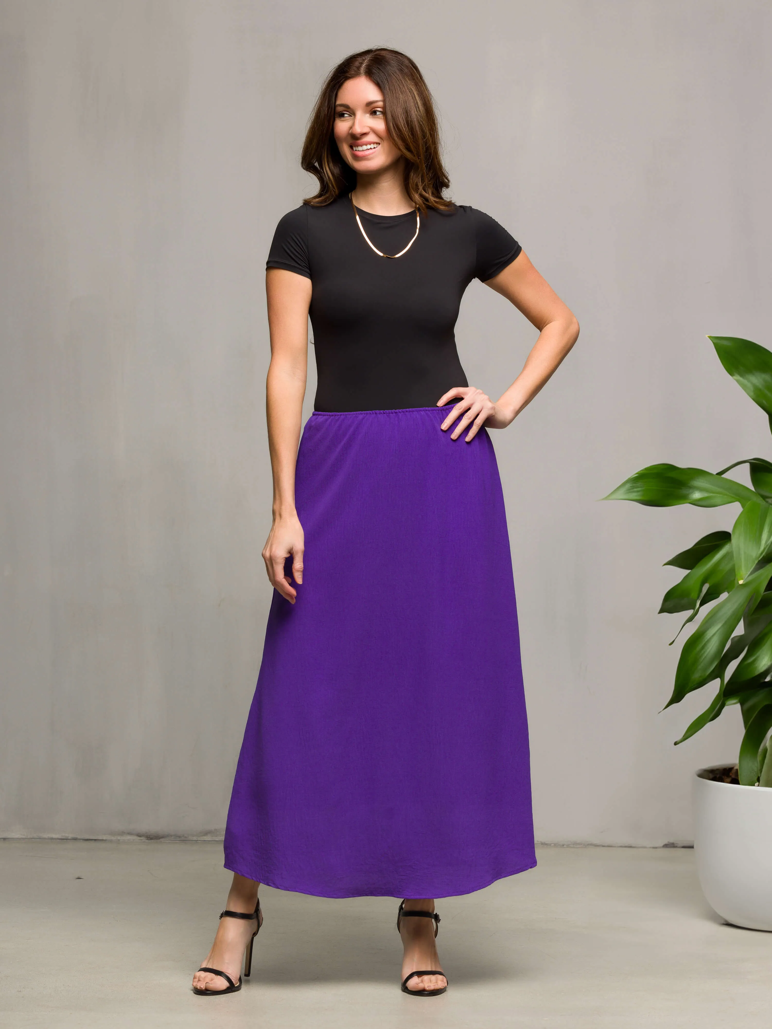 24seven Comfort Apparel Womens Elastic Waist A Line Maxi Skirt sold by 24/7 Comfort Apparel product image thumbnail 3