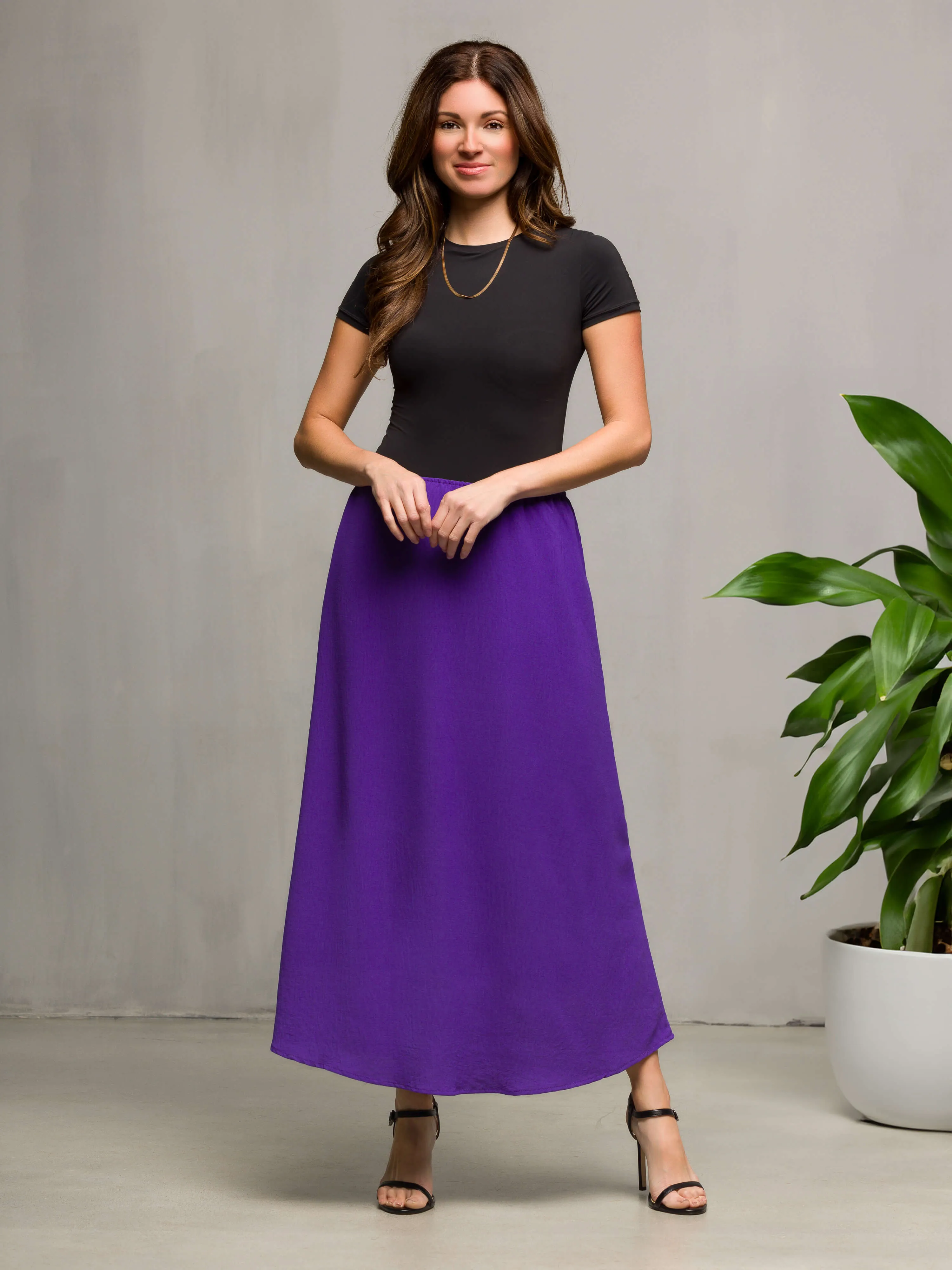 24seven Comfort Apparel Womens Elastic Waist A Line Maxi Skirt sold by 24/7 Comfort Apparel product image thumbnail 4
