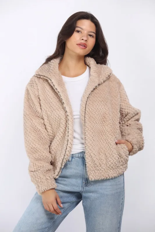 15757M / HUMUS sold by 26 International