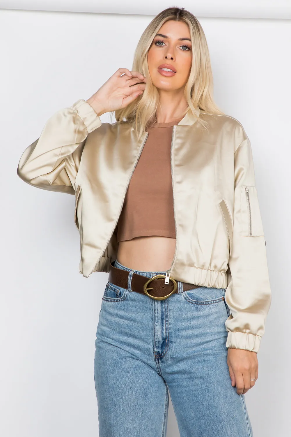 V14710 / CHAMPAGNE sold by 26 International