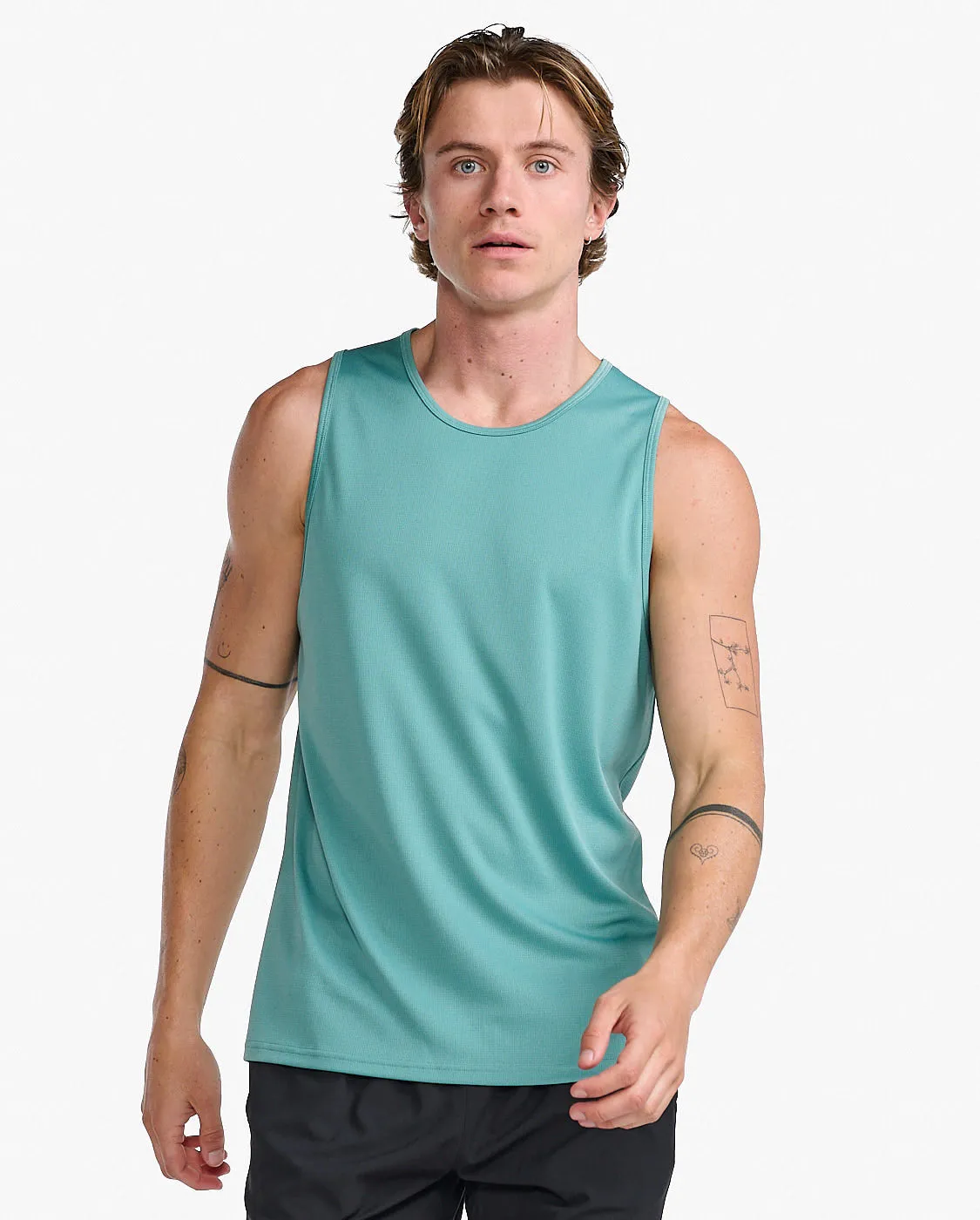 Aero Tank sold by 2xu