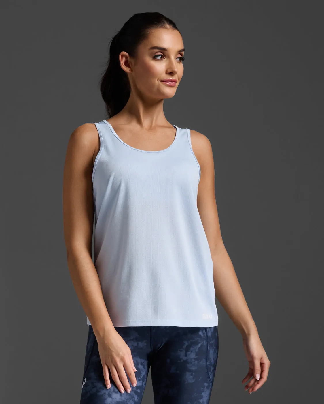 Aero Singlet sold by 2xu