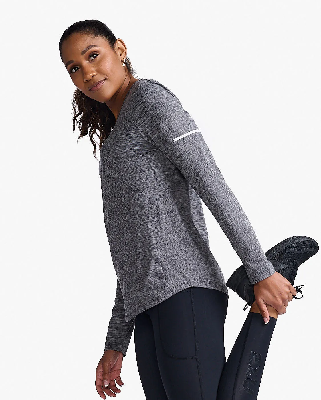 Motion Long Sleeve sold by 2xu product image thumbnail 4