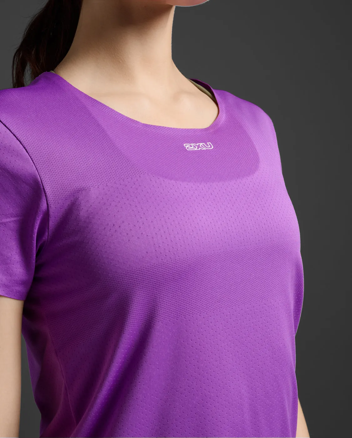 Light Speed Tech Tee sold by 2xu product image thumbnail 4